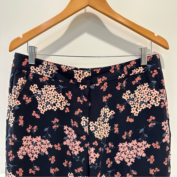 Loft Women's Wide Leg Cropped Black Floral Print Pant Trousers Size 10P - Picture 4 of 7